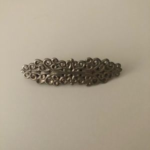5/$25 Silver hair clip
